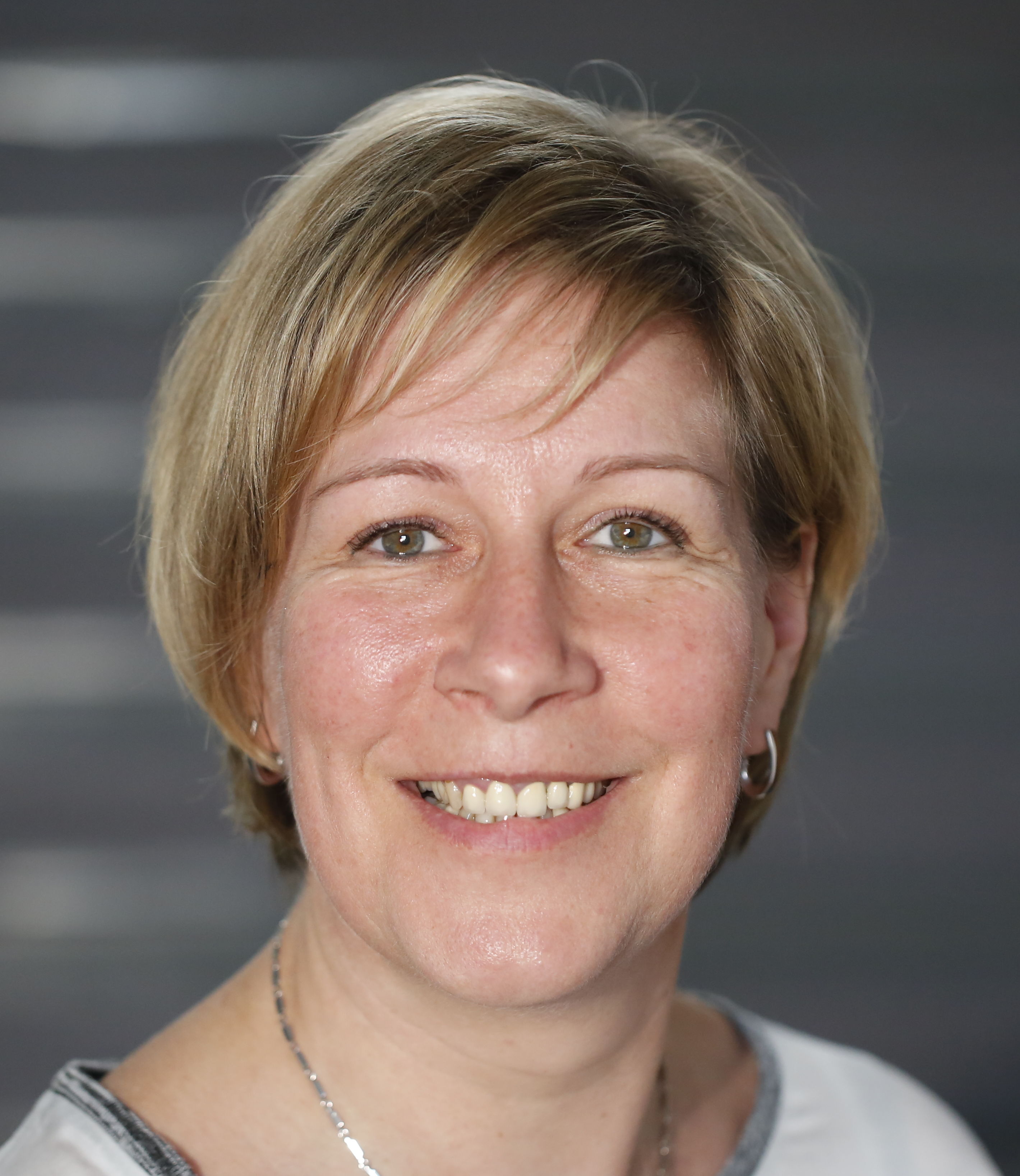 Ansprechpartner/in Suchdienst Ansprechpartner/in Suchdienst